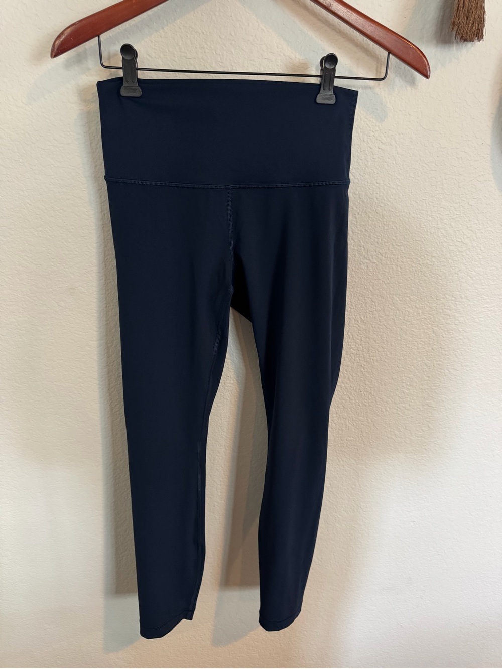Lululemon High-Waist Align Navy Active Leggings 6